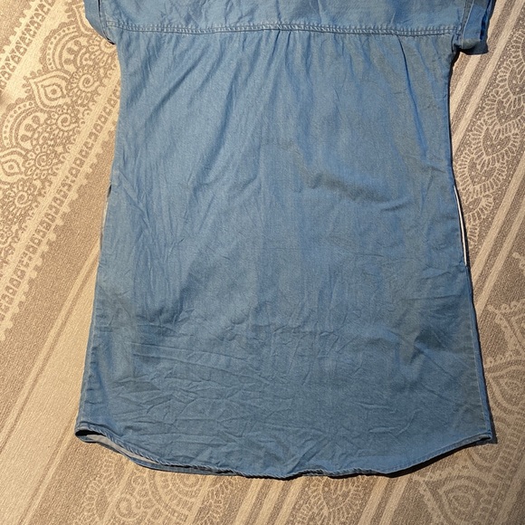 Marine Layer Daisy Chambray Tunic - Picture 13 of 15